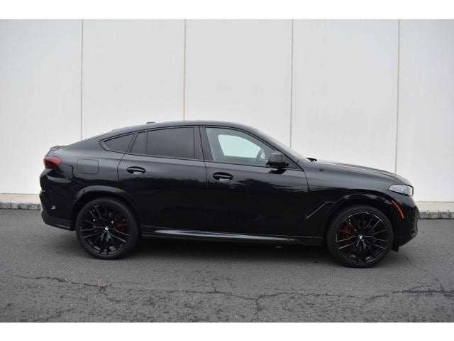 2025 BMW X6 xDrive40i Sports Activity Coupe
