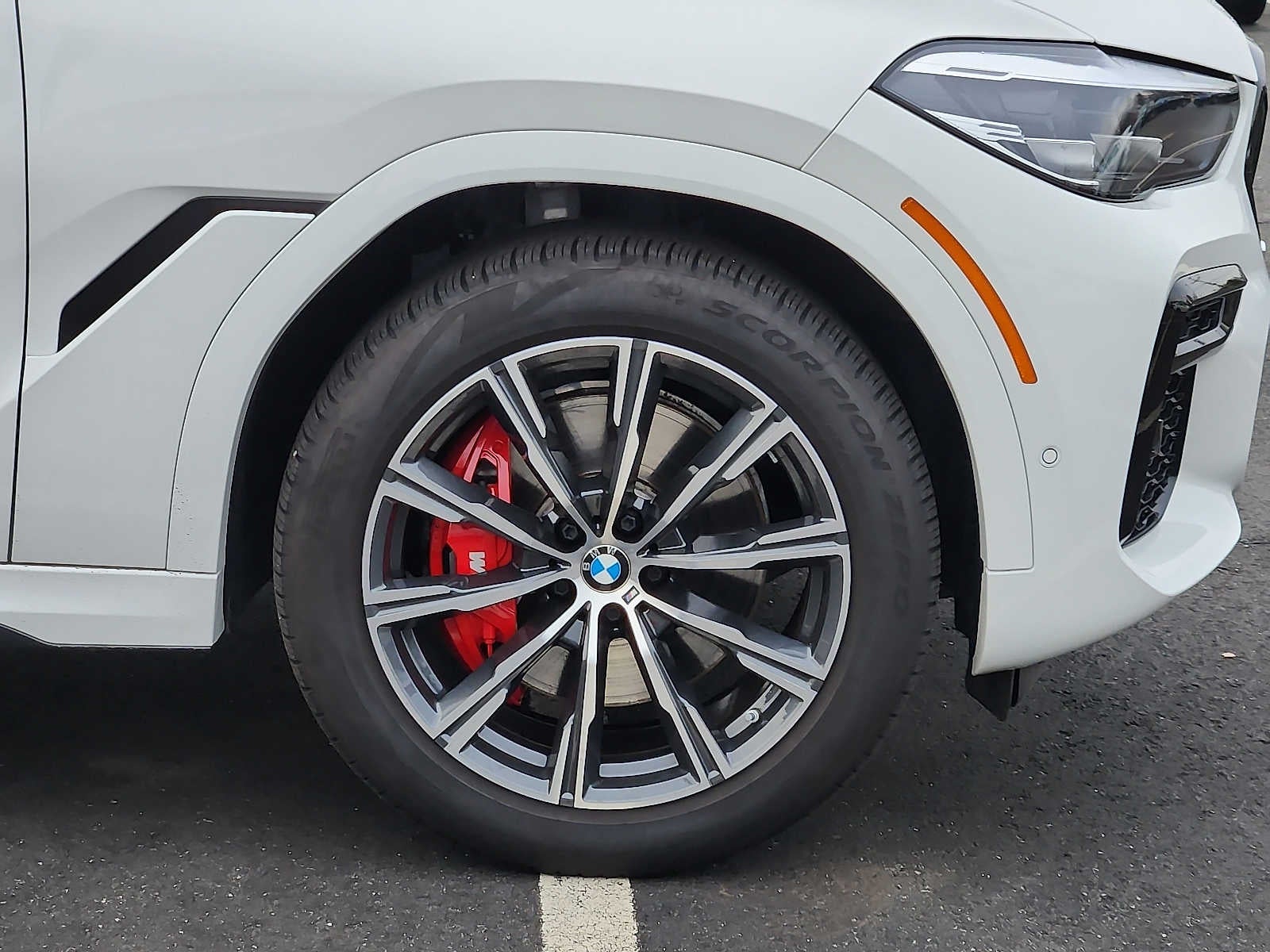 2023 BMW X6 xDrive40i Sports Activity Coupe