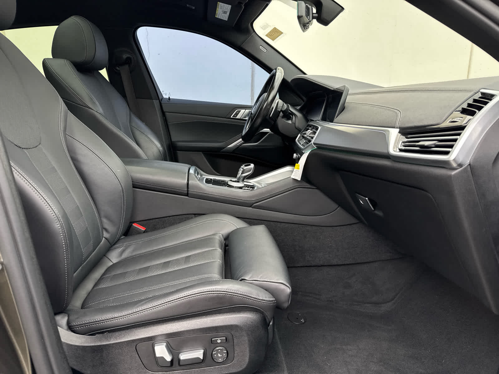 2022 BMW X6 xDrive40i Sports Activity Coupe