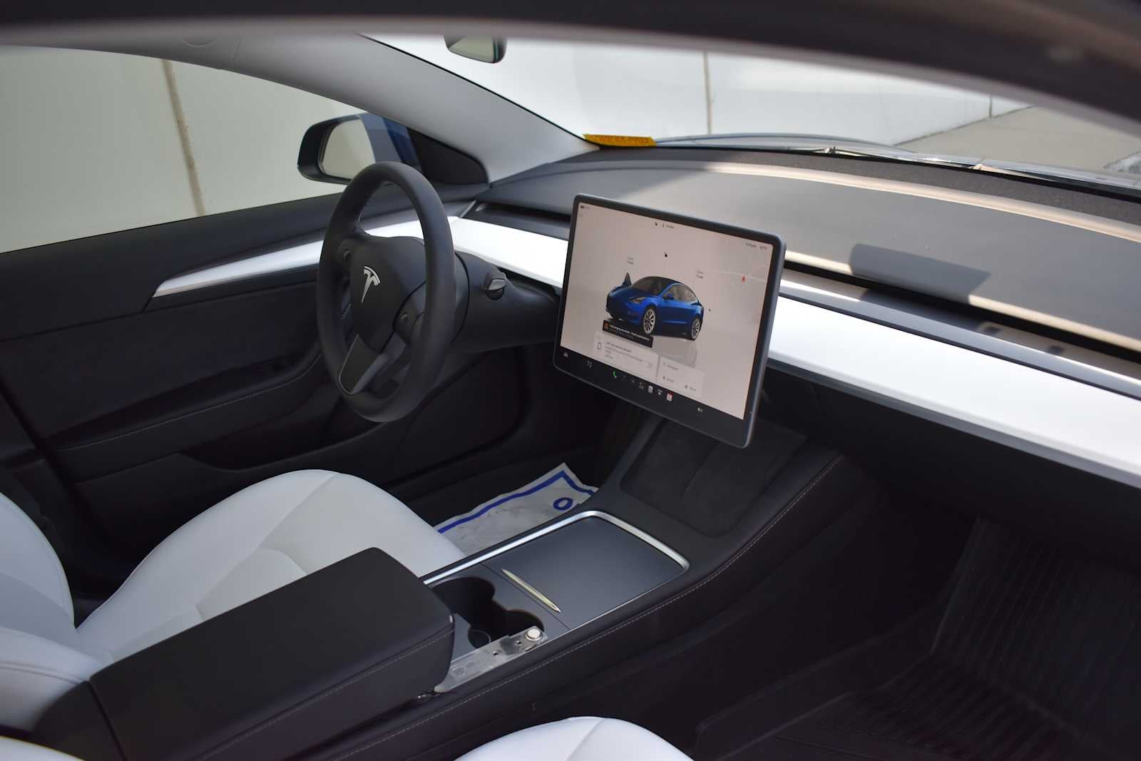 2023 Tesla Model 3 RWD