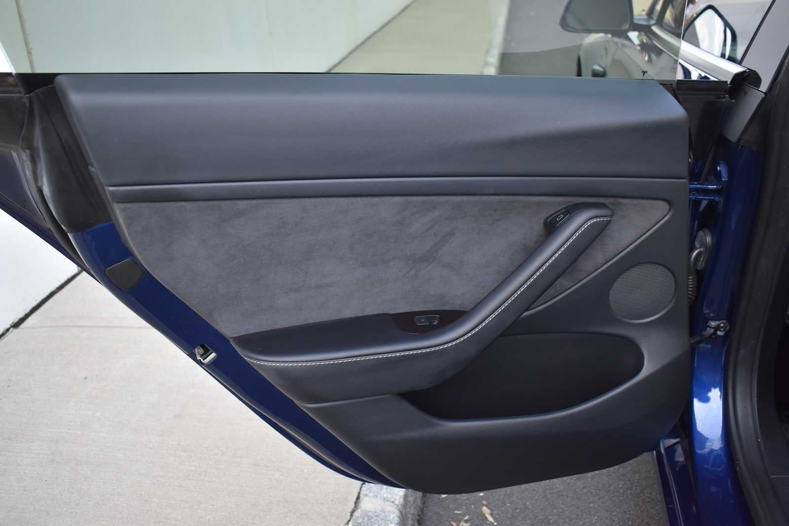 2023 Tesla Model 3 RWD