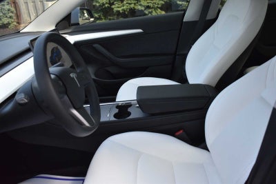 2023 Tesla Model 3 RWD