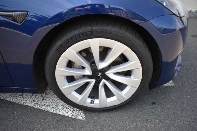 2023 Tesla Model 3 RWD