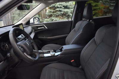 2026 Mitsubishi Outlander SE S-AWC