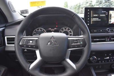 2026 Mitsubishi Outlander SE S-AWC