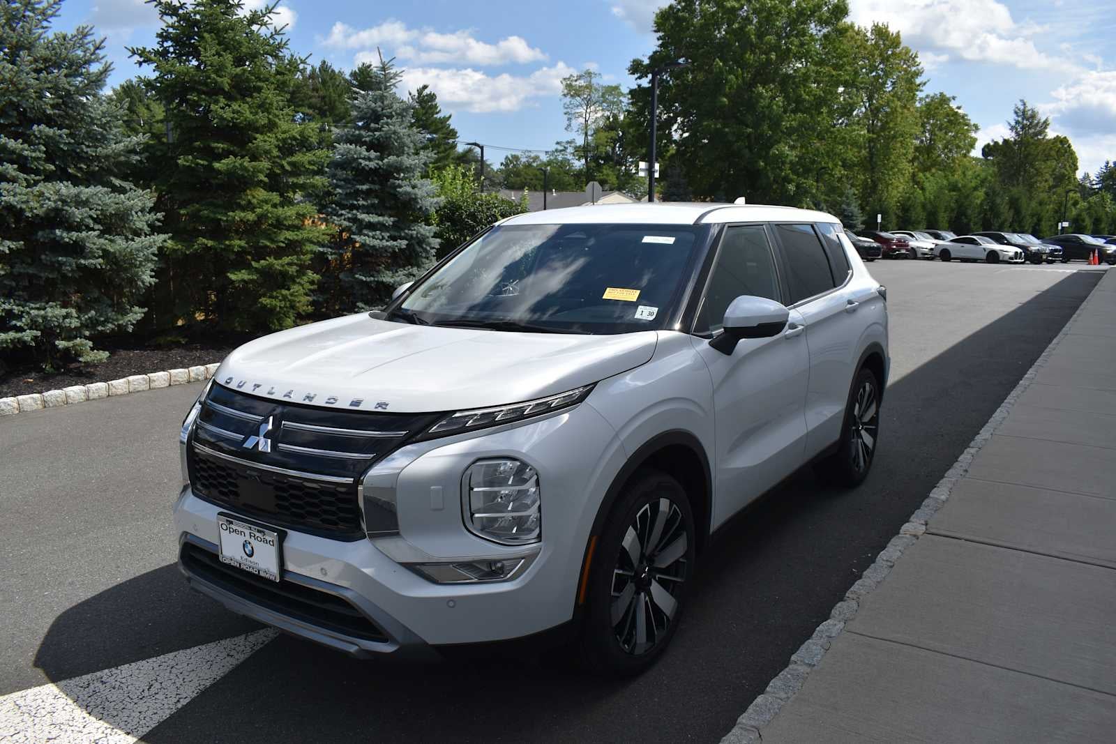 2026 Mitsubishi Outlander SE S-AWC