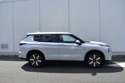 2026 Mitsubishi Outlander SE S-AWC