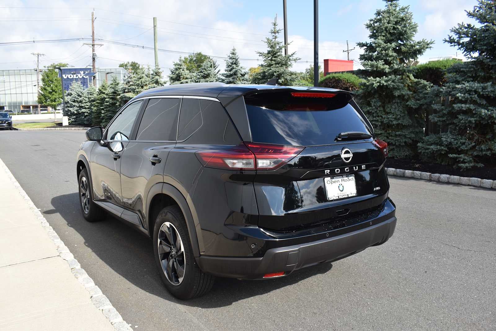 2026 Nissan Rogue AWD SV *Ltd Avail*