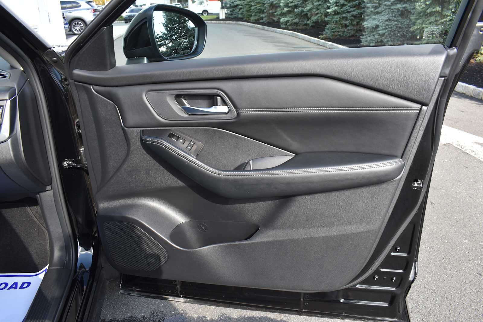 2026 Nissan Rogue AWD SV *Ltd Avail*