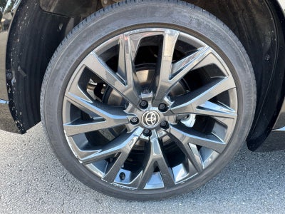 2025 Toyota Crown Signia Limited AWD