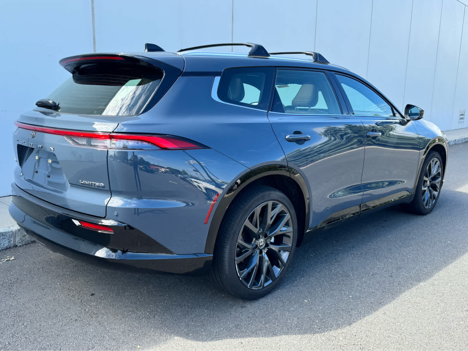 2025 Toyota Crown Signia Limited AWD