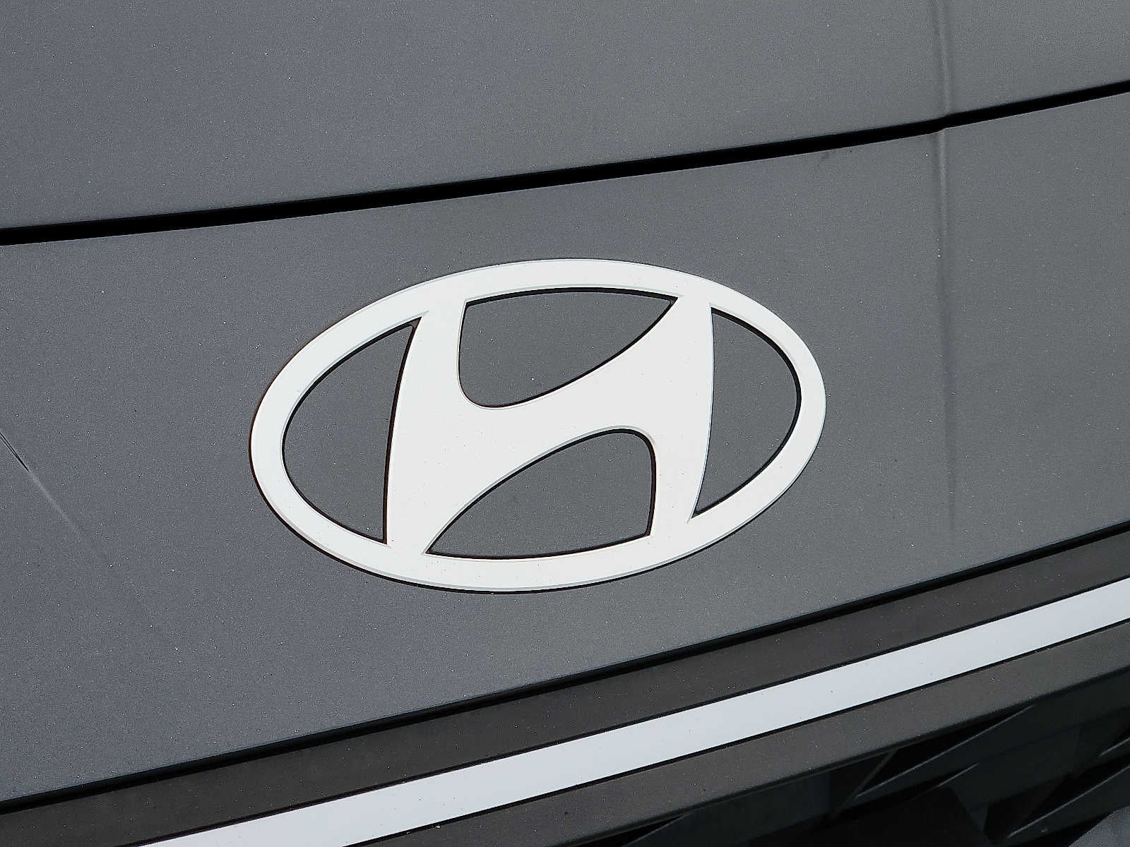 2024 Hyundai Elantra SEL IVT