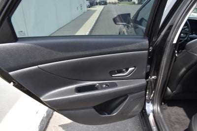 2024 Hyundai Elantra Hybrid Limited DCT