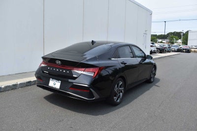 2024 Hyundai Elantra Hybrid Limited DCT