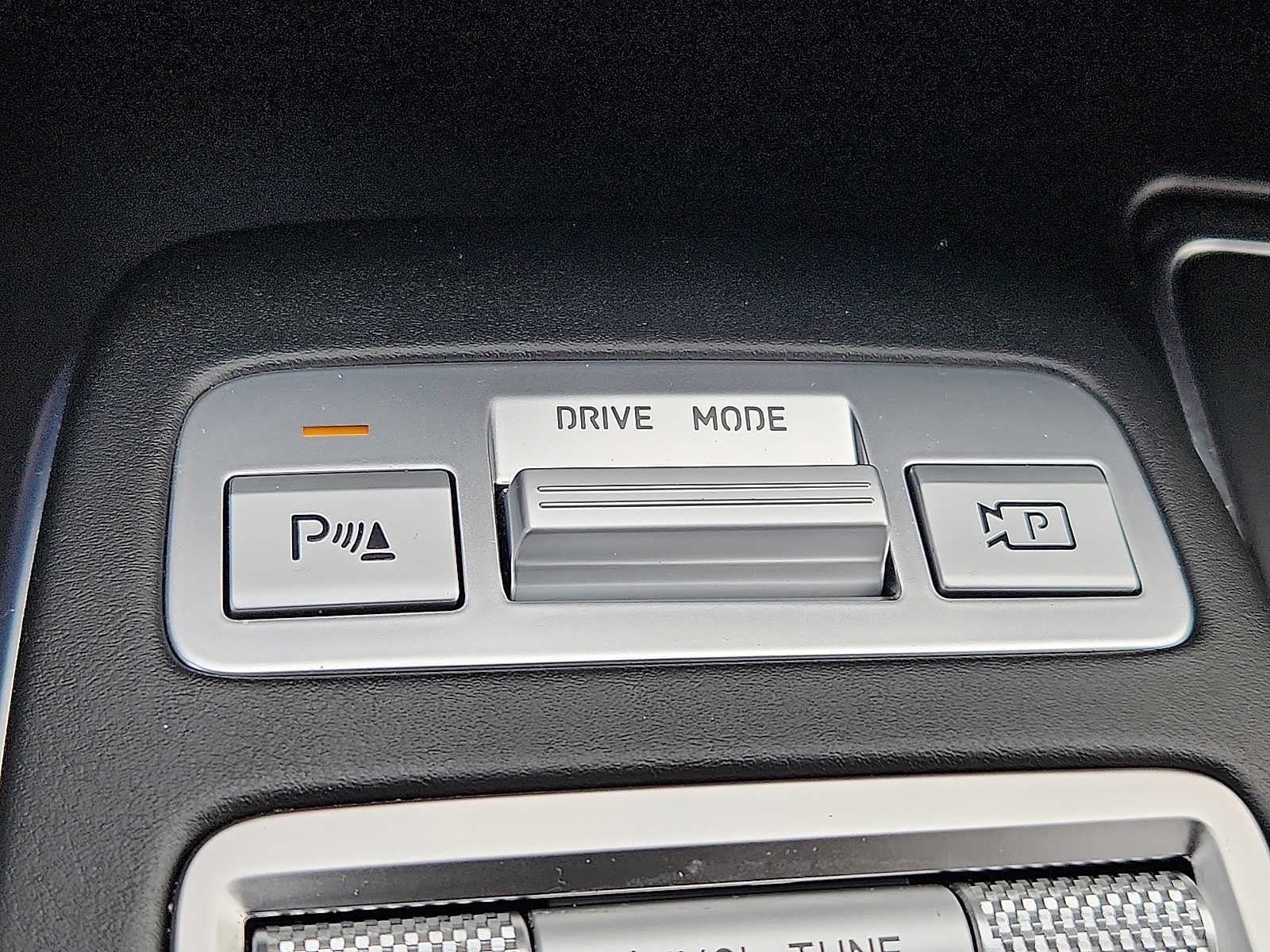 2023 Genesis GV70 2.5T AWD