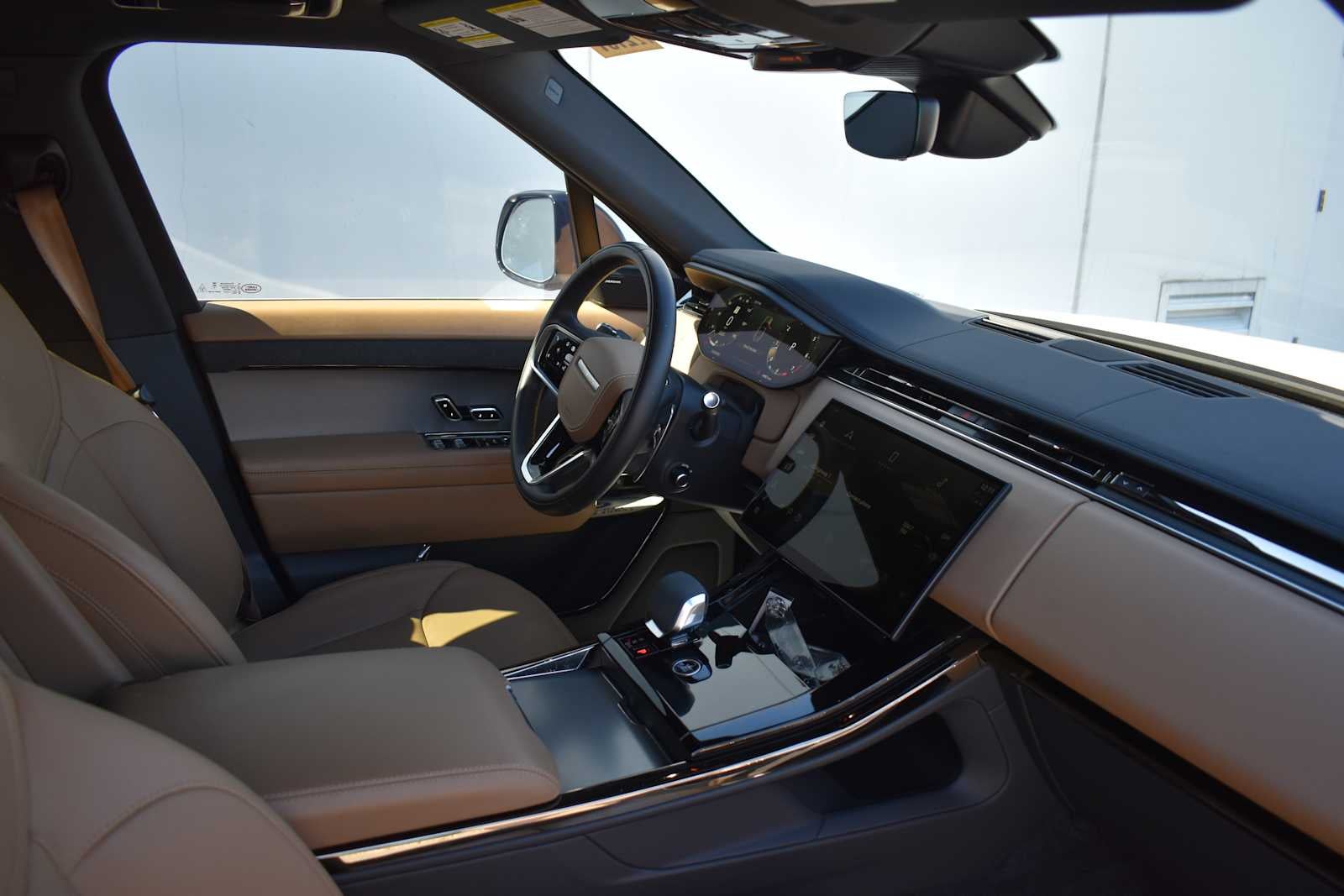 2024 Land Rover Range Rover Sport P360 SE