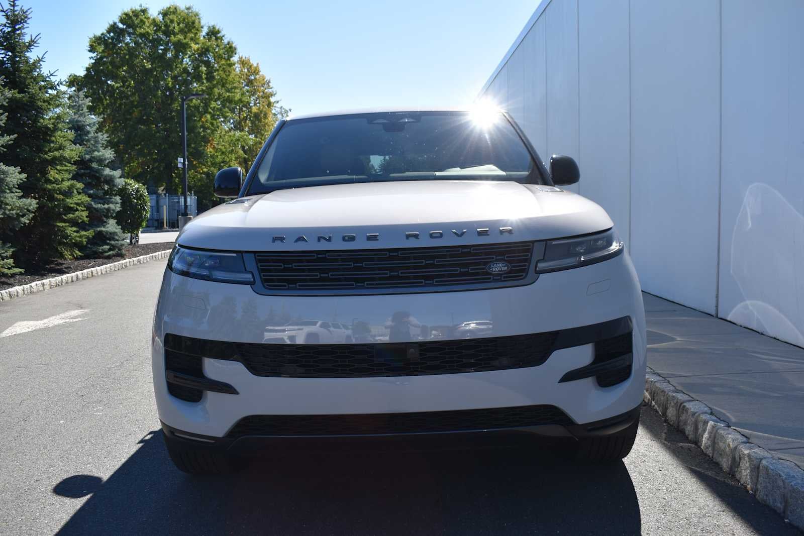 2024 Land Rover Range Rover Sport P360 SE