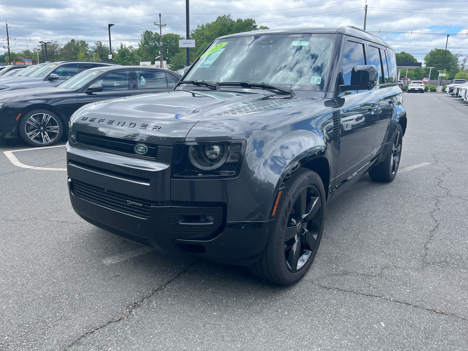 2023 Land Rover Defender 110 X-Dynamic SE AWD