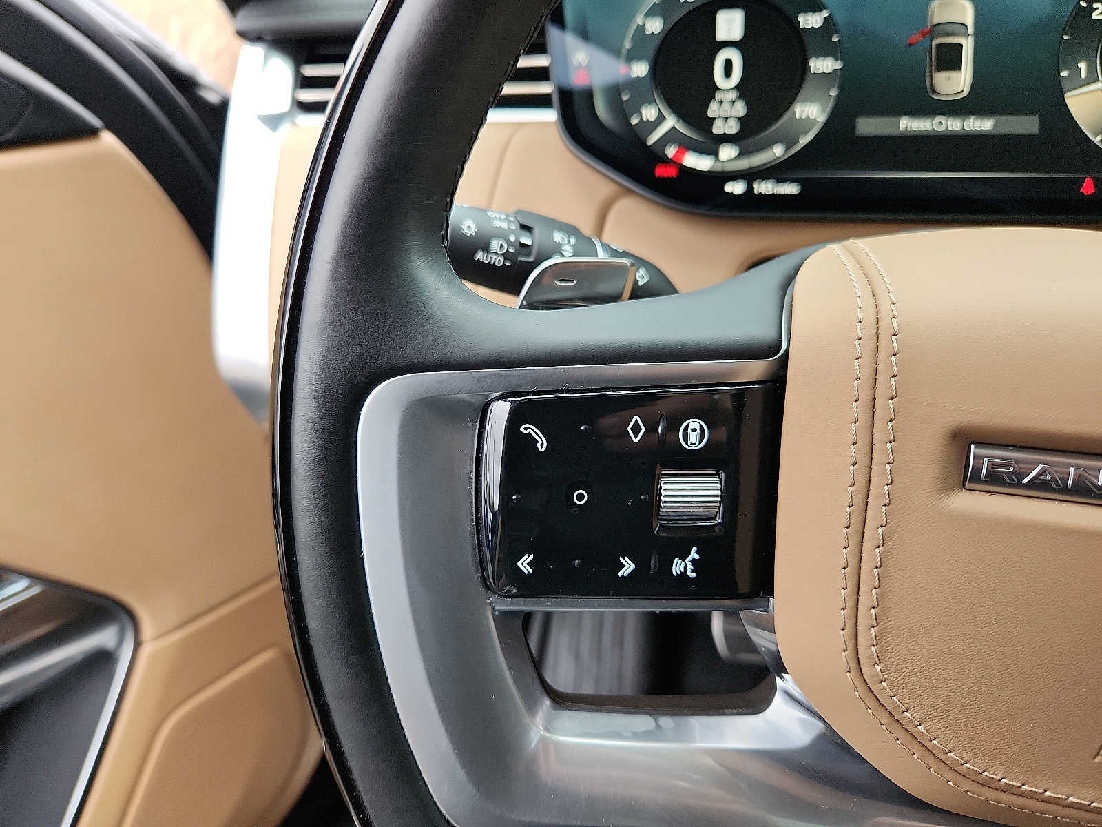 2024 Land Rover Range Rover P400 SE LWB 7 Seat