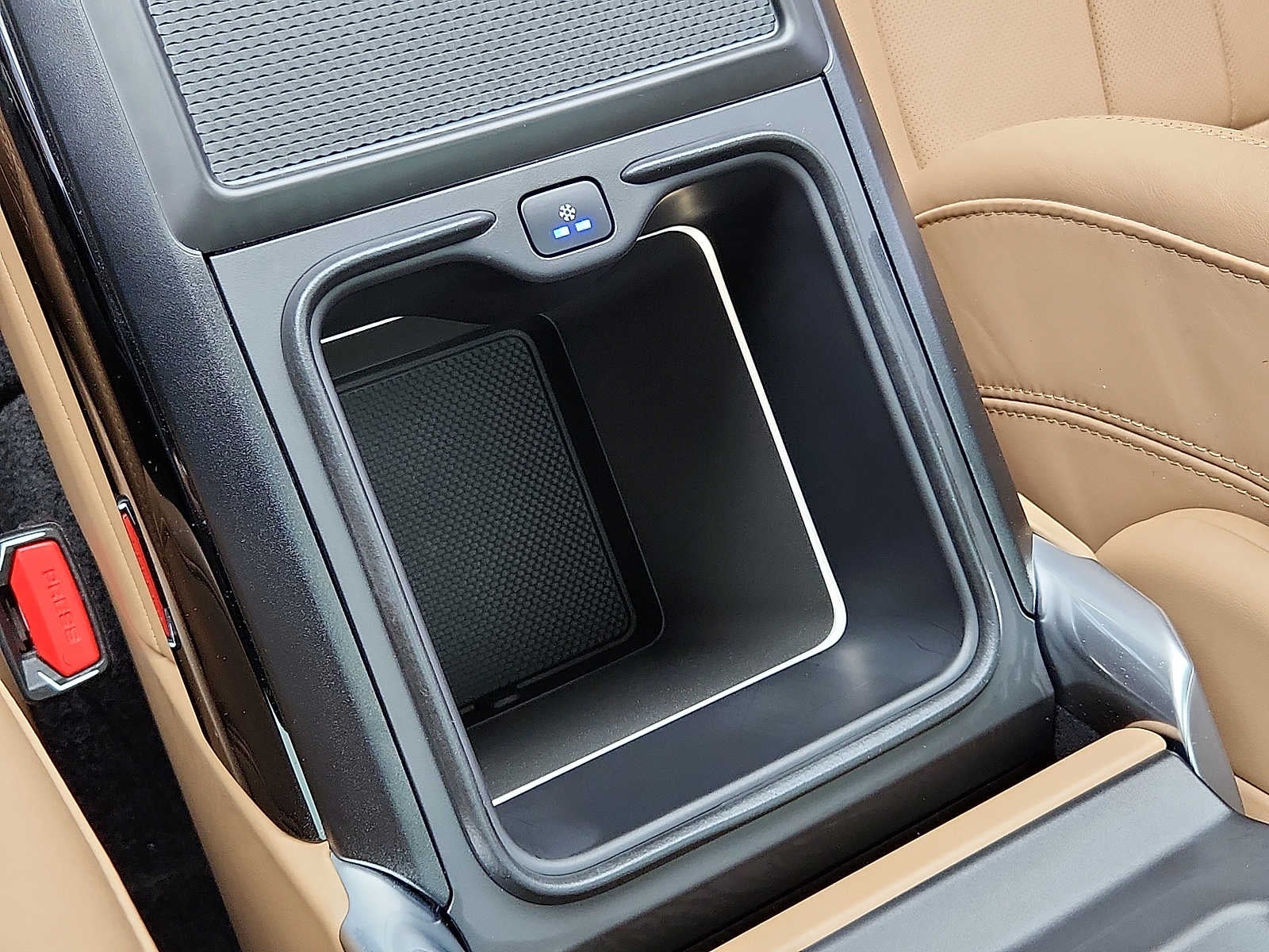 2024 Land Rover Range Rover P400 SE LWB 7 Seat