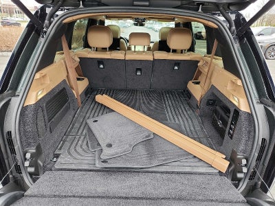 2024 Land Rover Range Rover P400 SE LWB 7 Seat