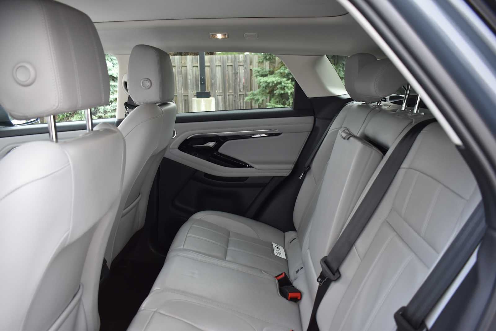 2021 Land Rover Range Rover Evoque SE AWD