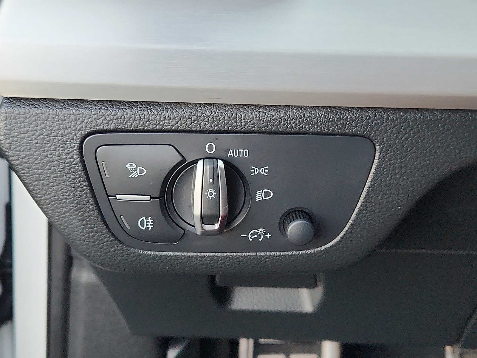 2020 Audi SQ5 Premium Plus 3.0 TFSI quattro