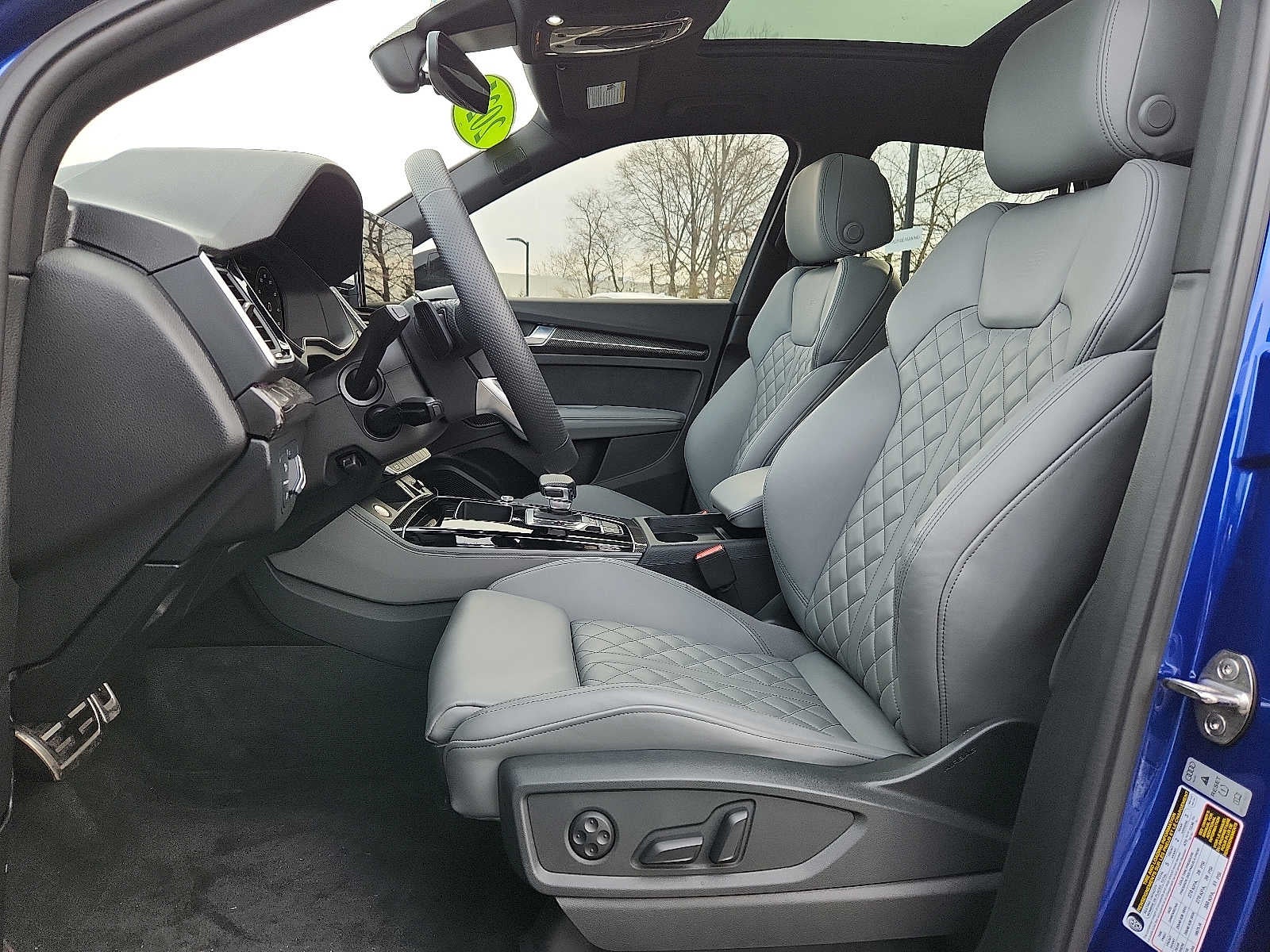 2025 Audi SQ5 Premium Plus 3.0 TFSI quattro