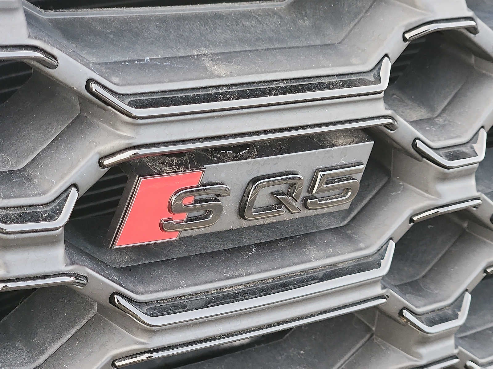 2025 Audi SQ5 Premium Plus 3.0 TFSI quattro