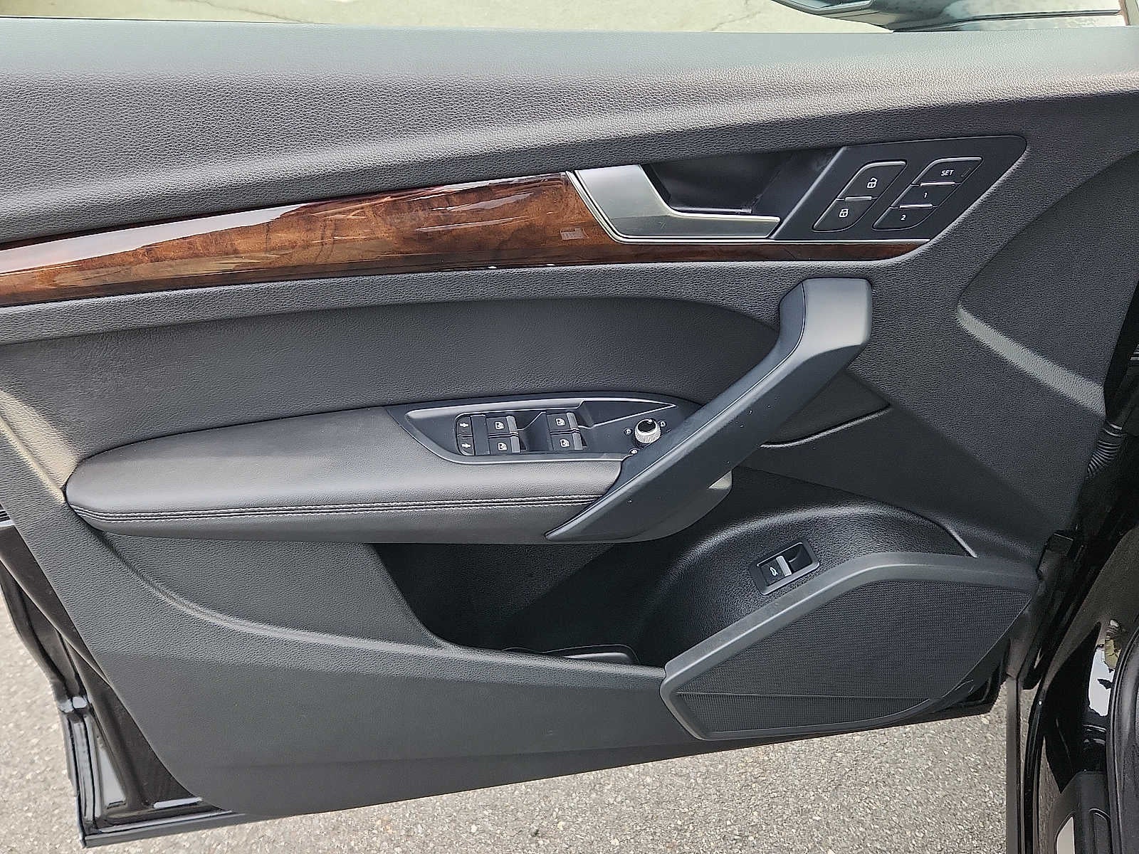 2019 Audi Q5 Premium Plus 45 TFSI quattro