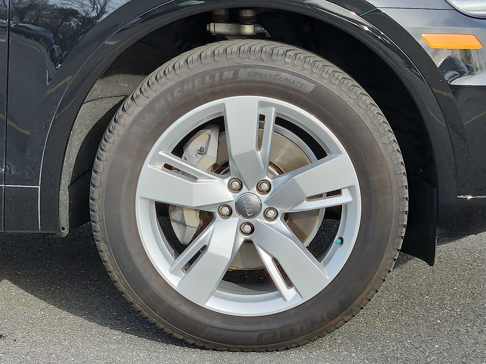 2019 Audi Q5 Premium Plus 45 TFSI quattro