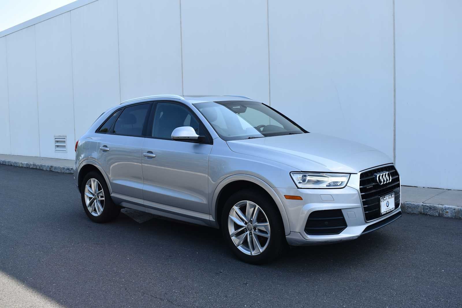 2017 Audi Q3 2.0 TFSI Premium quattro AWD