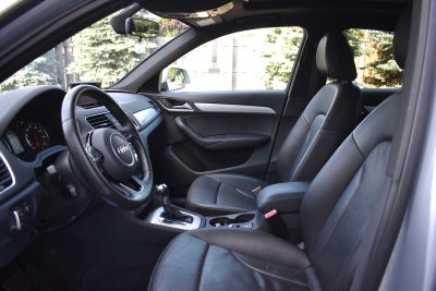 2017 Audi Q3 2.0 TFSI Premium quattro AWD