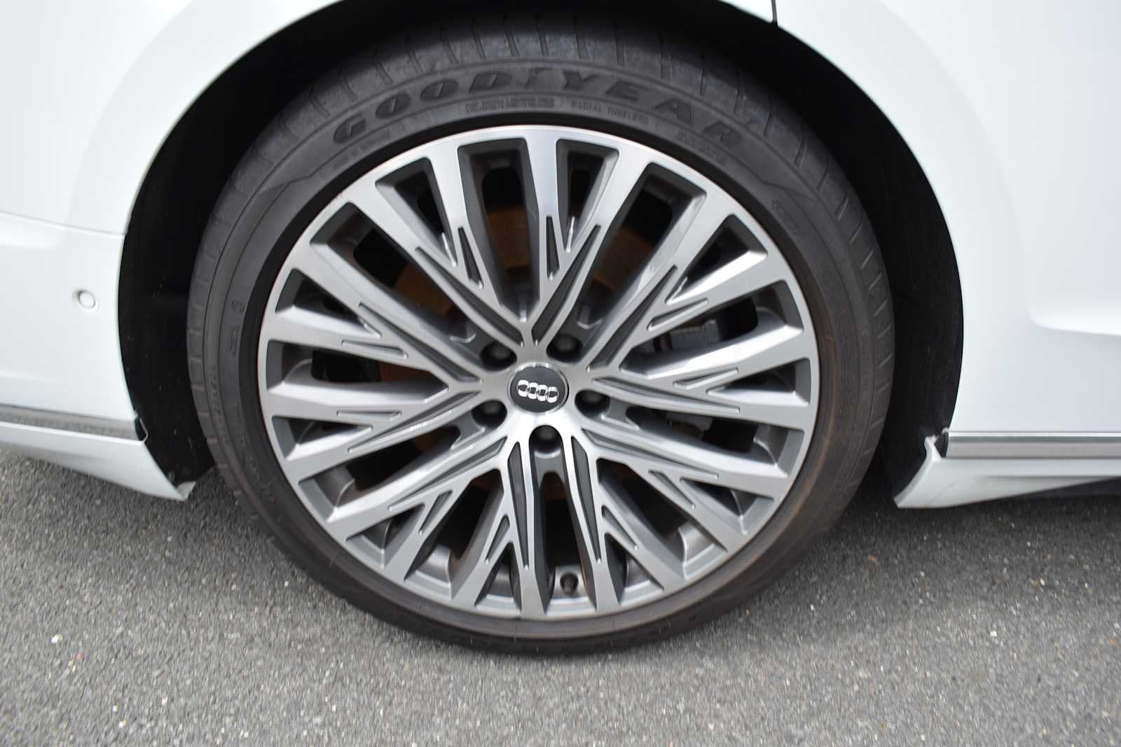 2019 Audi A8 L 55 TFSI quattro