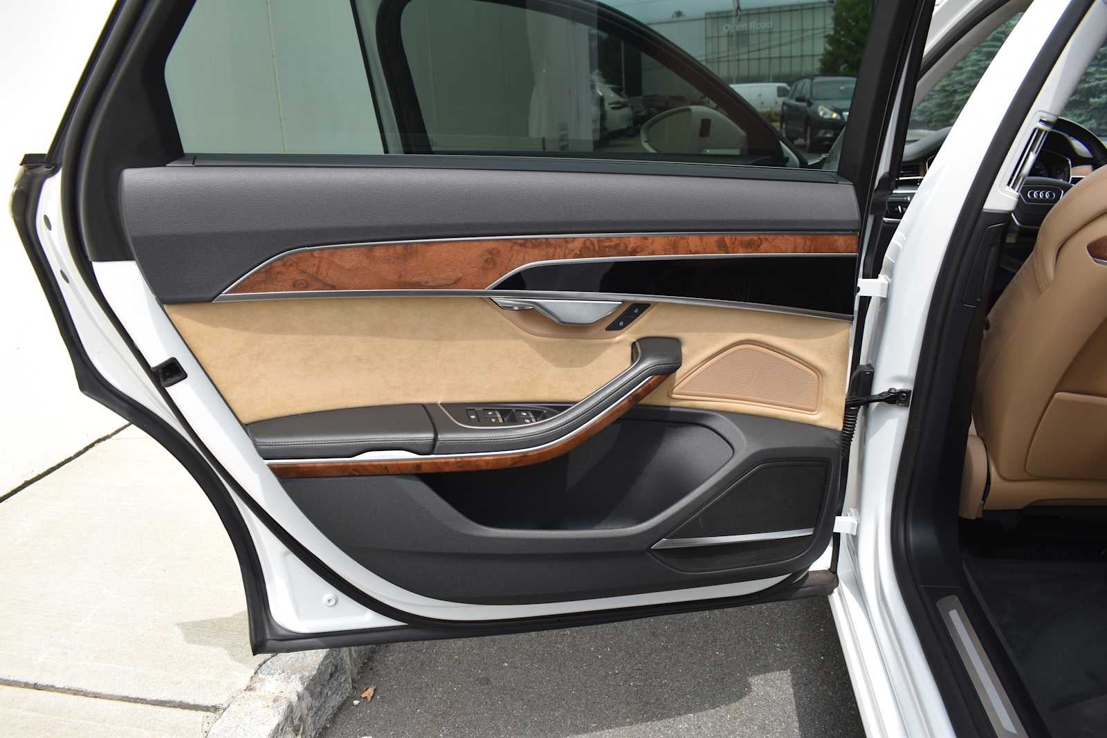 2019 Audi A8 L 55 TFSI quattro
