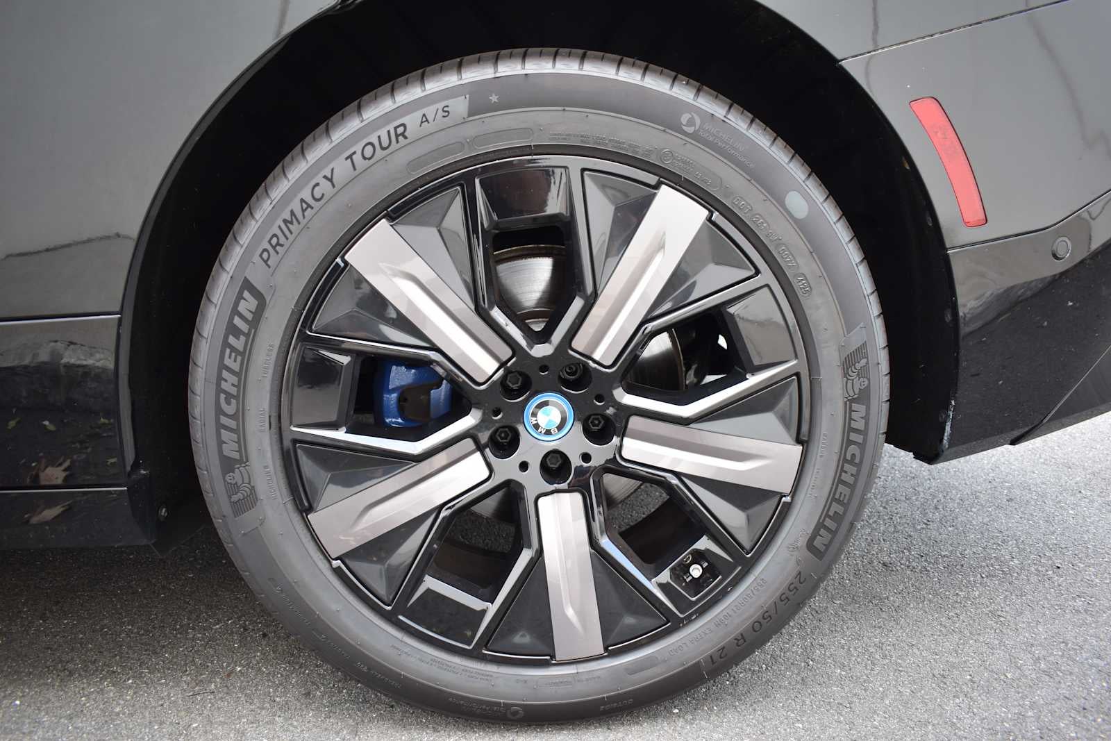 2024 BMW iX xDrive50 Sports Activity Vehicle