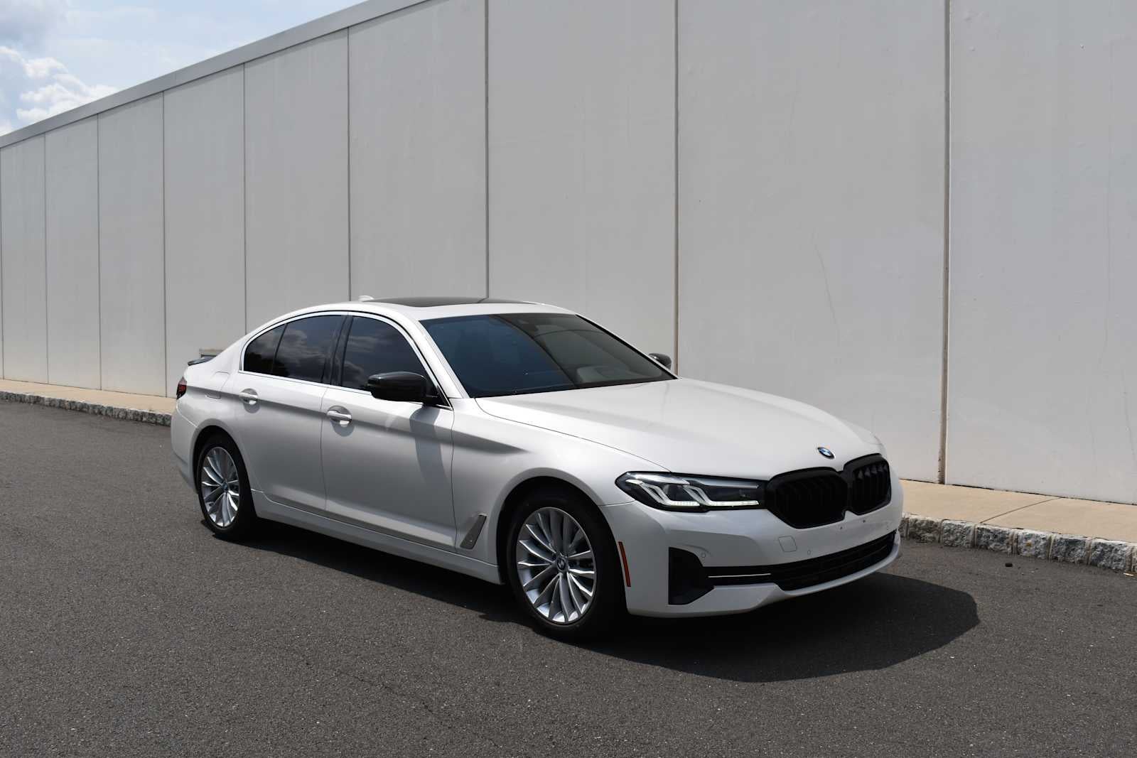 2023 BMW 5 Series 530i xDrive Sedan