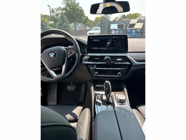 2023 BMW 5 Series 530i xDrive Sedan