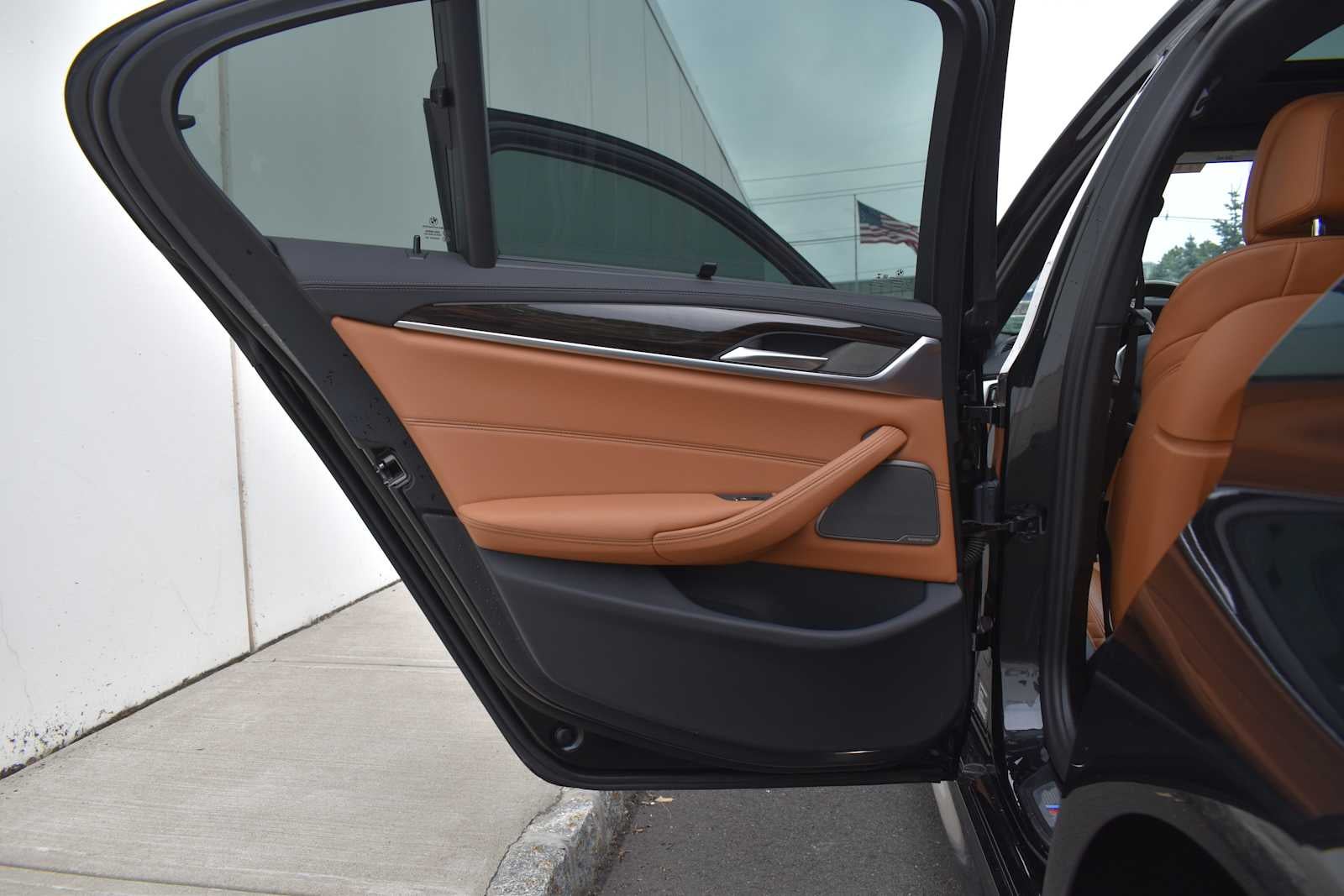 2023 BMW 5 Series M550i xDrive Sedan