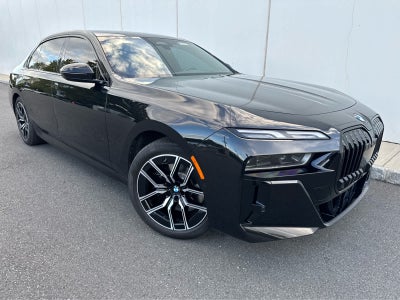 2024 BMW 7 Series 740i xDrive Sedan