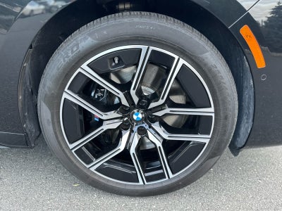 2024 BMW 7 Series 740i xDrive Sedan