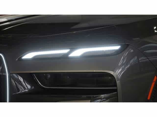 2026 BMW 7 Series 740i xDrive Sedan