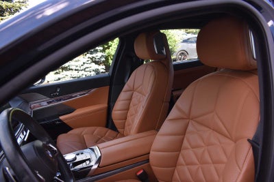 2024 BMW 7 Series 740i xDrive Sedan