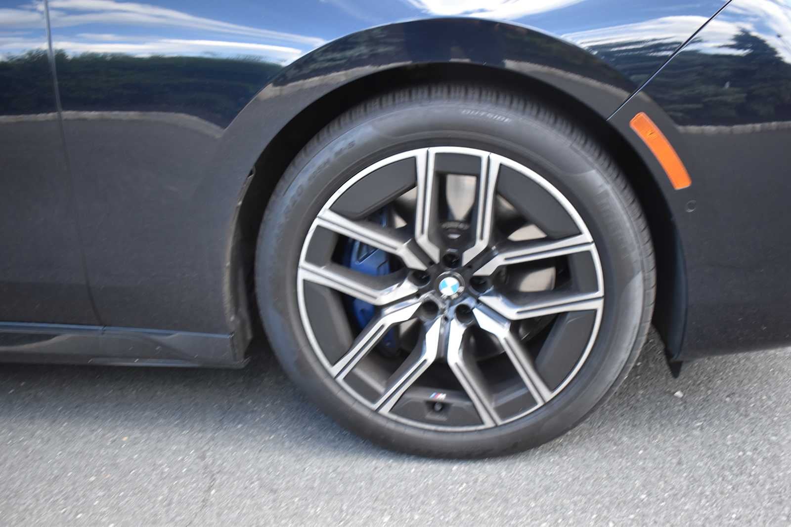 2024 BMW 7 Series 740i xDrive Sedan