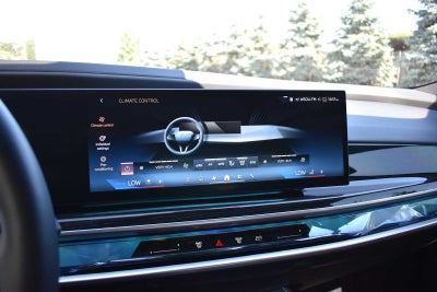 2024 BMW 7 Series 740i xDrive Sedan
