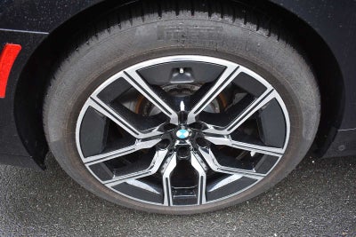 2024 BMW 7 Series 760i xDrive Sedan