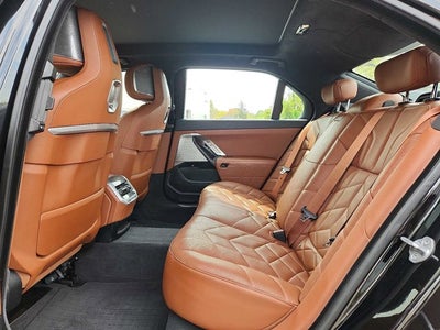 2024 BMW 7 Series 760i xDrive Sedan