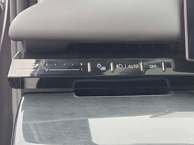 2025 BMW 5 Series 530i xDrive Sedan