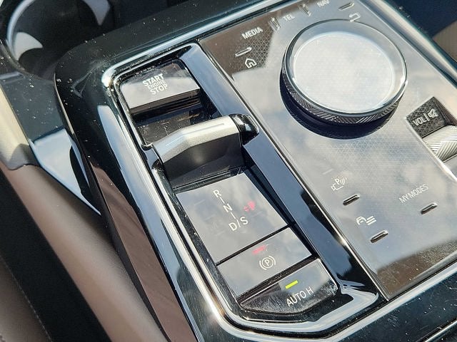 2026 BMW 5 Series 530i xDrive Sedan