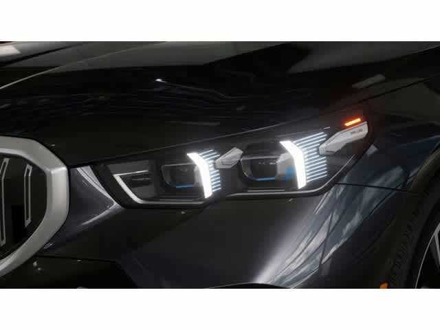 2026 BMW 5 Series 530i xDrive Sedan